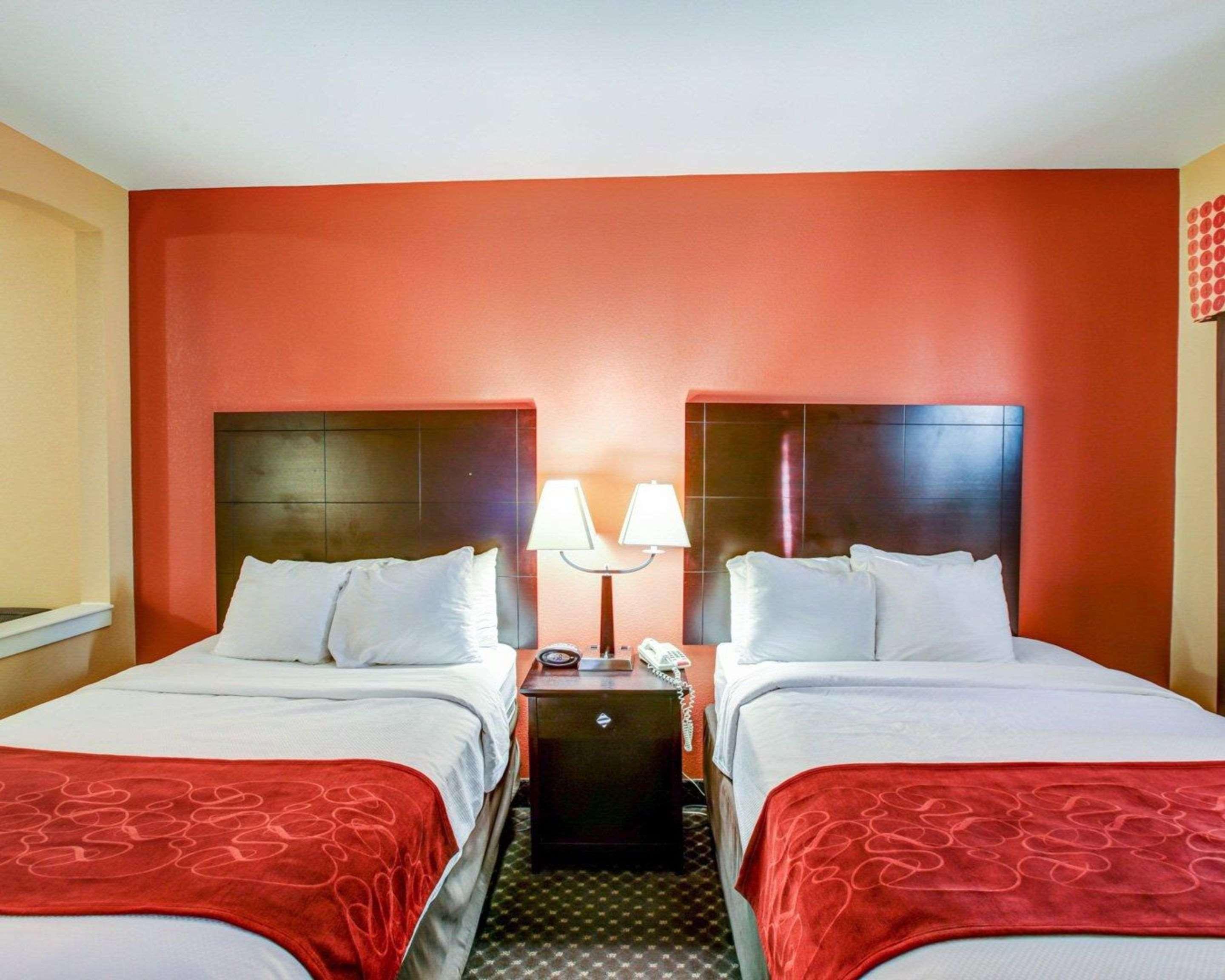 Comfort Suites At Rivergate Mall Гудлеттсвілл Екстер'єр фото