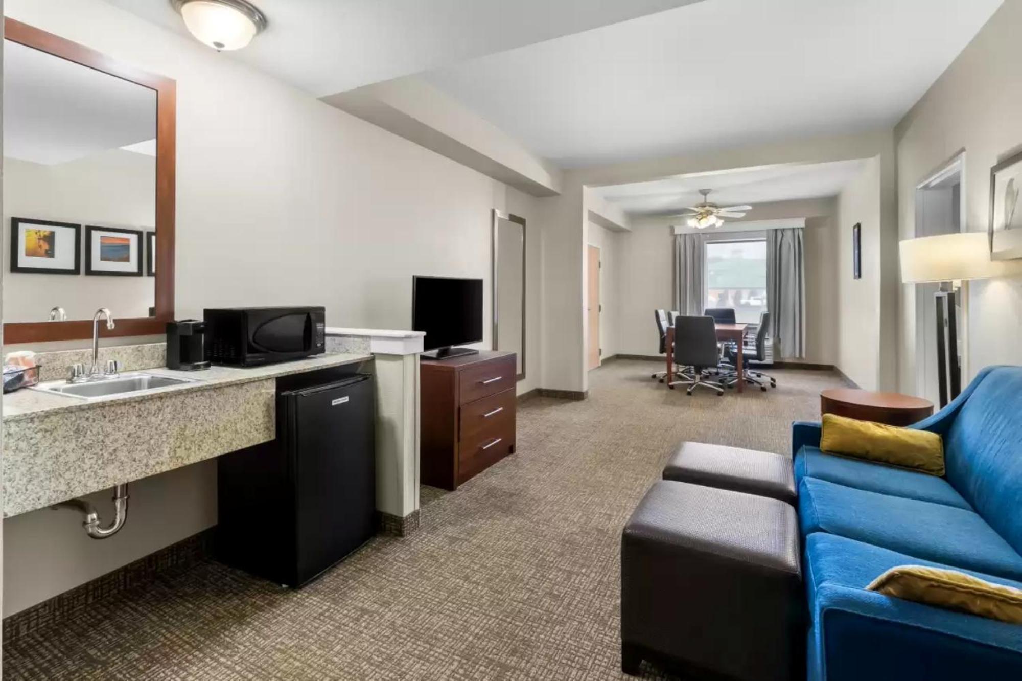Comfort Suites At Rivergate Mall Гудлеттсвілл Екстер'єр фото