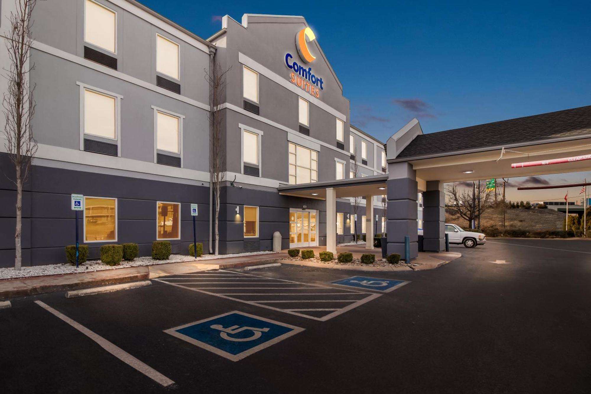 Comfort Suites At Rivergate Mall Гудлеттсвілл Екстер'єр фото