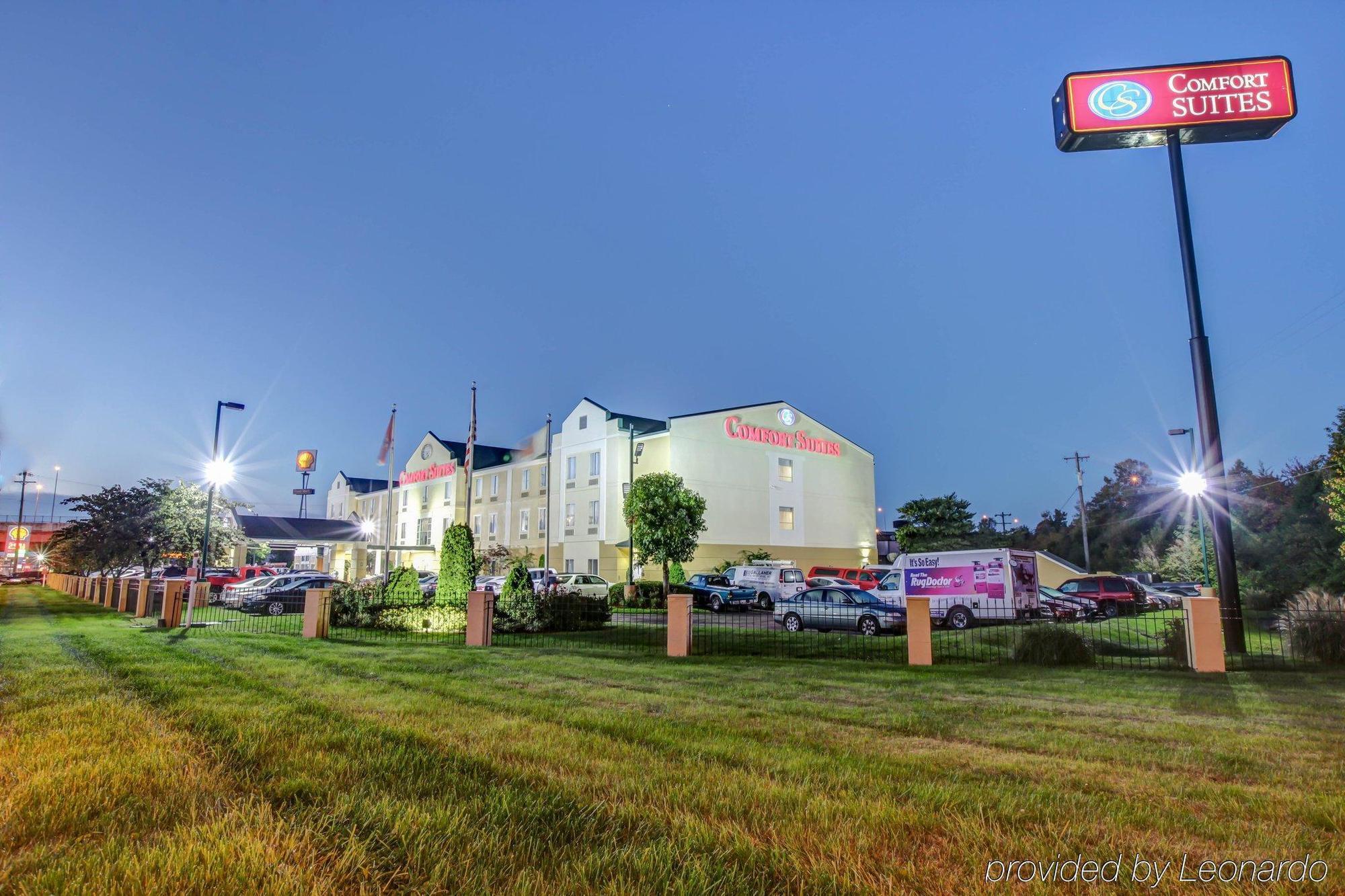 Comfort Suites At Rivergate Mall Гудлеттсвілл Екстер'єр фото